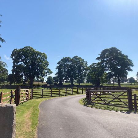 The Stable Hotel Harrogate Esterno foto